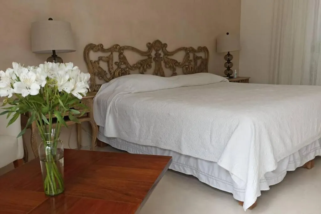 Holiday home Casa Neem. Una Joya En El Centro De Merida Villa